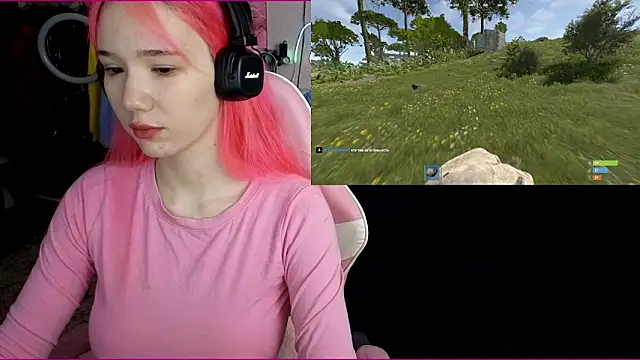 Maya Viola online show from 10/28/25, 05:55