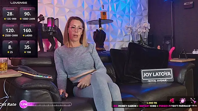 Snapshot of Joy_Latoya chatting on 05/11/26, 09:04 Joy Latoya online show from 05/11/26, 09:04