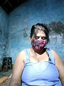 parioo7 online show from 02/24/25, 05:42