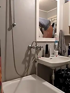 mustang69696 online show from 10/29/25, 10:22