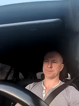 mustang69696 online show from 10/30/25, 02:51