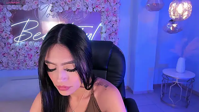 JadeEvansX online show from 12/24/24, 04:51