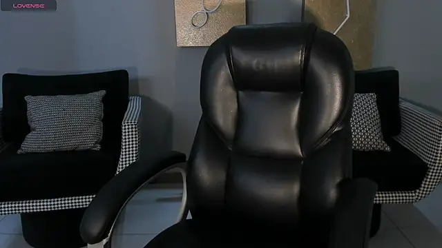 Snapshot of JadeEvansX chatting on 04/03/26, 08:07 JadeEvansX online show from 04/03/26, 08:07