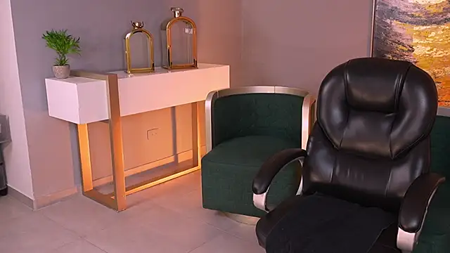 Snapshot of KateSunder chatting on 04/10/26, 08:19 KateSunder online show from 04/10/26, 08:19