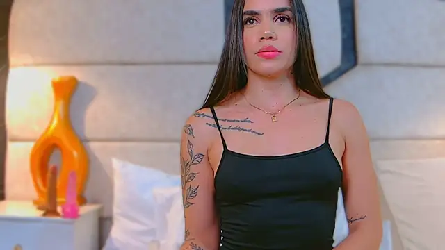 April Cutee online show from 02/19/25, 03:05