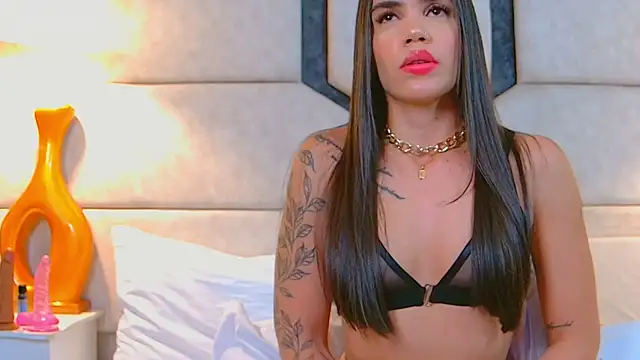 April Cutee online show from 02/26/25, 08:33