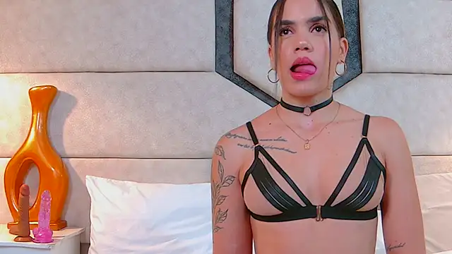 April Cutee online show from 03/11/25, 07:47