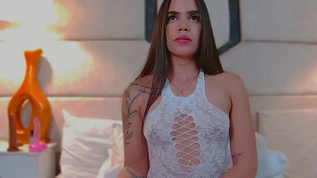 April Cutee online show from 03/16/25, 01:59