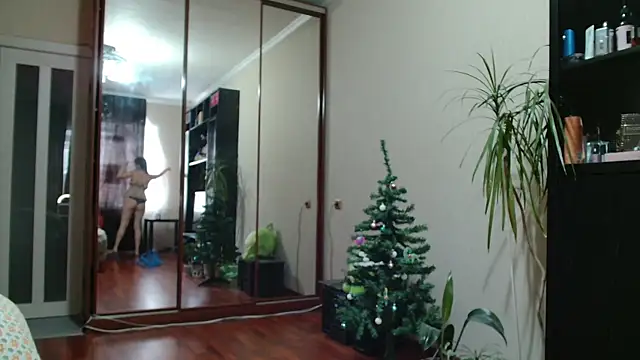 Snapshot of KiraGoldens chatting on 01/19/26, 07:45 KiraGoldens online show from 01/19/26, 07:45