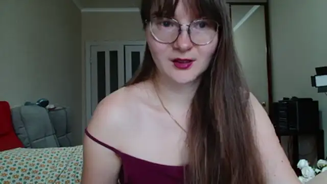 KiraGoldens online show from 06/09/26, 06:58