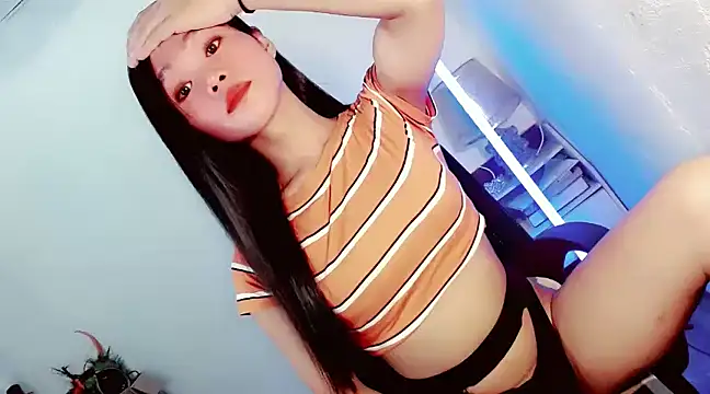 amomentoflust69 online show from 01/31/25, 04:14