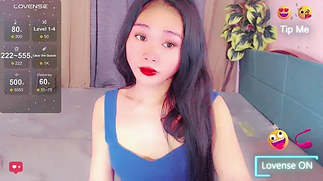 amomentoflust69 online show from 04/04/26, 10:13