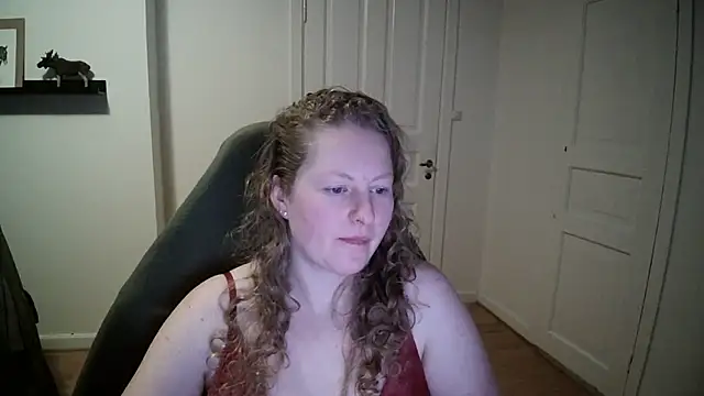 Snapshot of Girlnina-1995 chatting on 12/09/24, 02:17 Girlnina-1995 online show from 12/09/24, 02:17