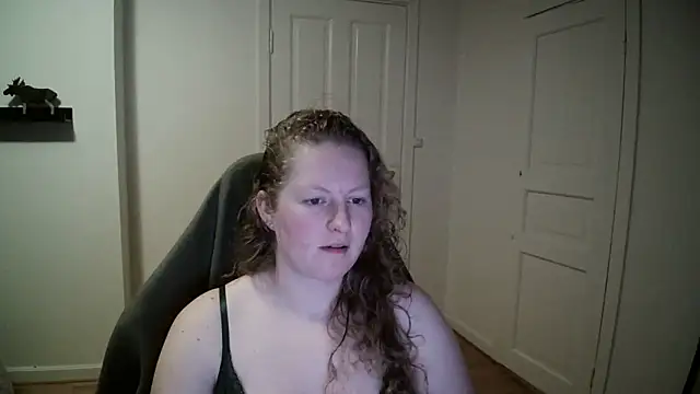 Snapshot of Girlnina-1995 chatting on 01/07/25, 06:45 Girlnina-1995 online show from 01/07/25, 06:45