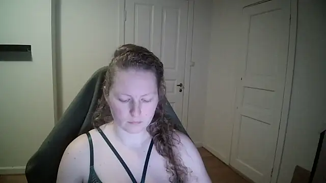 Snapshot of Girlnina-1995 chatting on 02/07/25, 03:19 Girlnina-1995 online show from 02/07/25, 03:19