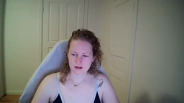 Girlnina-1995 online show from 04/07/26, 07:20