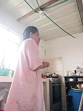 Bigassmommy x online show from 03/17/26, 03:26