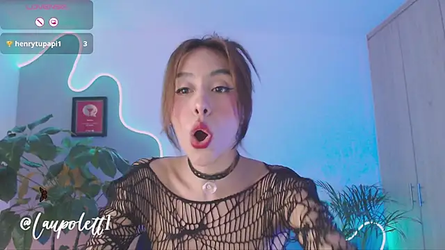 Snapshot of LauPolett chatting on 12/22/24, 02:49 LauPolett online show from 12/22/24, 02:49