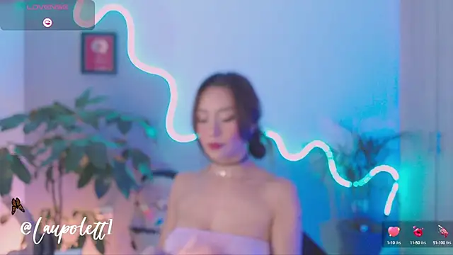 Snapshot of LauPolett chatting on 02/08/25, 02:15 LauPolett online show from 02/08/25, 02:15