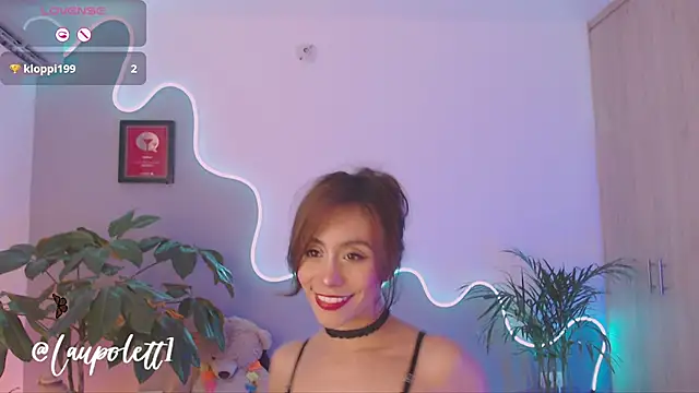 Snapshot of LauPolett chatting on 02/09/25, 12:17 LauPolett online show from 02/09/25, 12:17