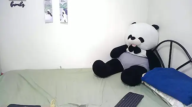 Snapshot of rihanna22 chatting on 01/17/25, 03:53 rihanna22 online show from 01/17/25, 03:53