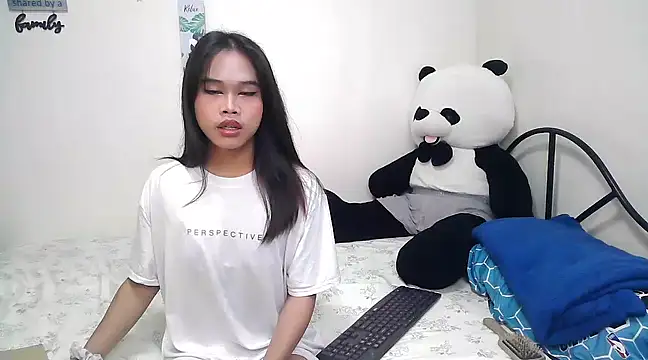 Snapshot of rihanna22 chatting on 03/01/25, 07:08 rihanna22 online show from 03/01/25, 07:08