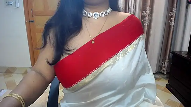 lady maeda  online show from 12/07/24, 07:21