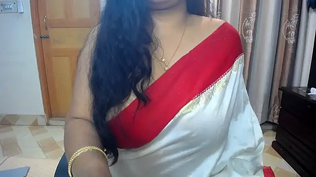 lady maeda  online show from 12/13/24, 08:04