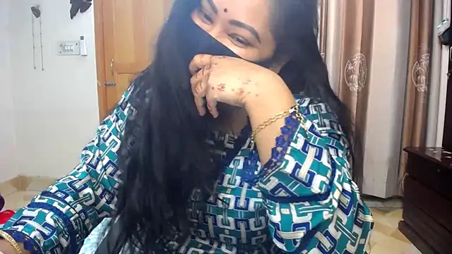 lady maeda  online show from 01/04/25, 08:16