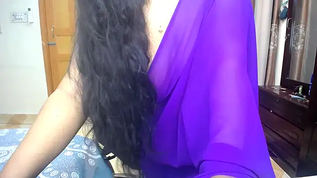 lady maeda  online show from 09/12/25, 06:52