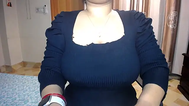 lady maeda  online show from 10/10/25, 05:23