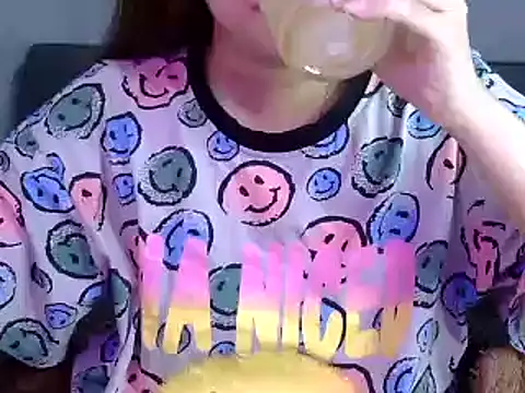 Bee 2k online show from 12/21/24, 05:14