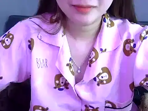 Bee 2k online show from 01/06/25, 05:08