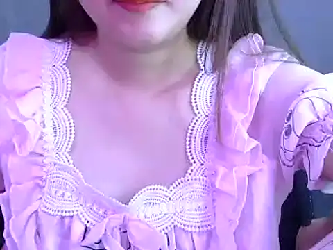 Snapshot of Bee_2k chatting on 03/11/25, 03:16 Bee 2k online show from 03/11/25, 03:16