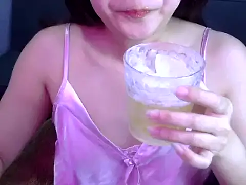 Bee 2k online show from 02/14/26, 05:15