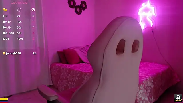 luzesmeraldaw online show from 02/08/25, 12:17