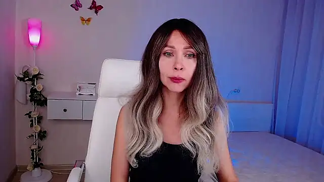 wendifoste online show from 11/06/25, 06:31