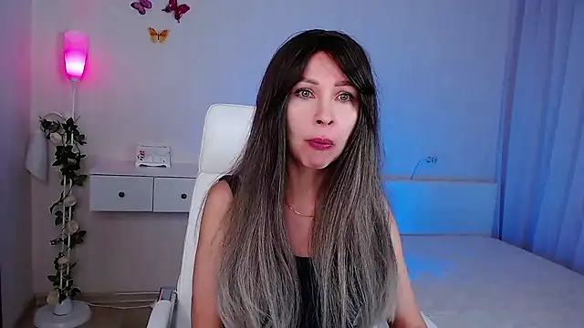 wendifoste online show from 11/24/25, 07:02