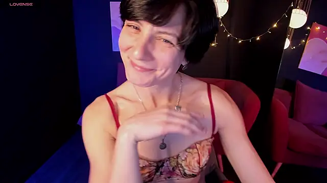 Snapshot of LorenDaze chatting on 01/28/25, 07:53 LorenDaze online show from 01/28/25, 07:53