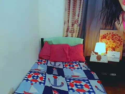 ELLIZABETHFORCUMXX online show from 10/10/25, 09:47