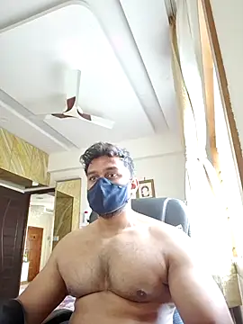 kaizercool1 online show from 01/13/26, 08:41