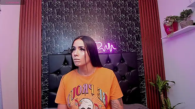 Snapshot of Tamara-evans chatting on 12/17/24, 07:37 Tamara-evans online show from 12/17/24, 07:37