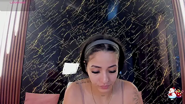 Snapshot of Tamara-evans chatting on 01/15/26, 07:06 Tamara-evans online show from 01/15/26, 07:06