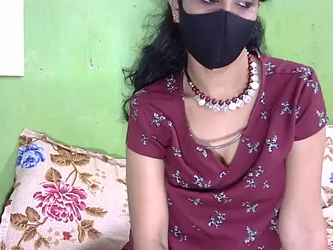 Snapshot of Indian_Horny_Wife chatting on 03/24/26, 06:18 Indian Horny Wife online show from 03/24/26, 06:18
