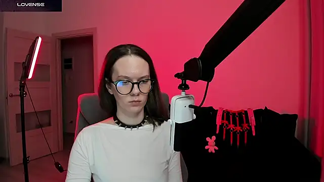 DivineBite online show from 03/06/26, 04:36