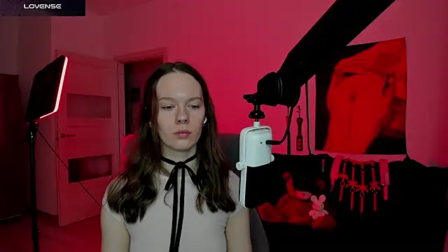 DivineBite online show from 03/19/26, 01:48