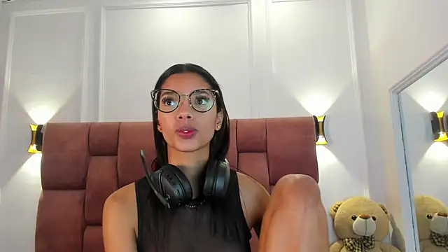 Snapshot of liagirl_cute chatting on 01/09/25, 03:58 liagirl cute online show from 01/09/25, 03:58