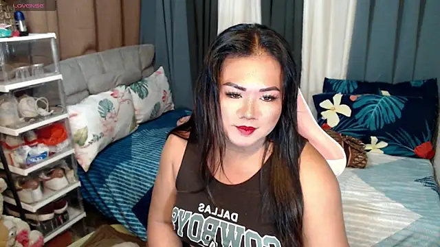 Snapshot of MagnificatMistress chatting on 01/23/25, 10:32 MagnificatMistress online show from 01/23/25, 10:32