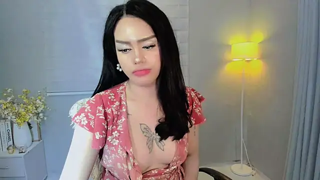 Patricia fox online show from 02/20/25, 02:51