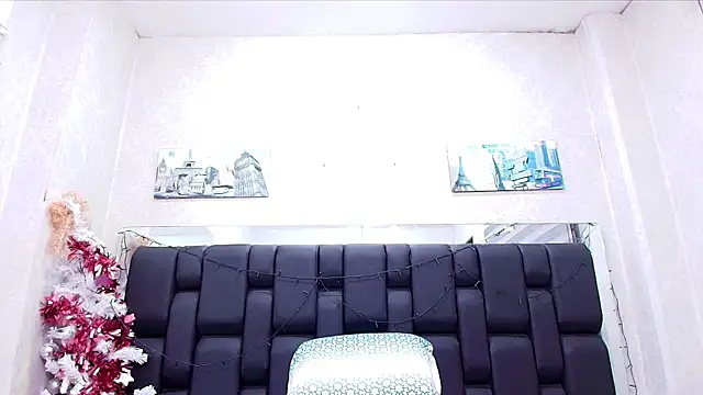  carolina fox online show from 01/21/25, 06:11